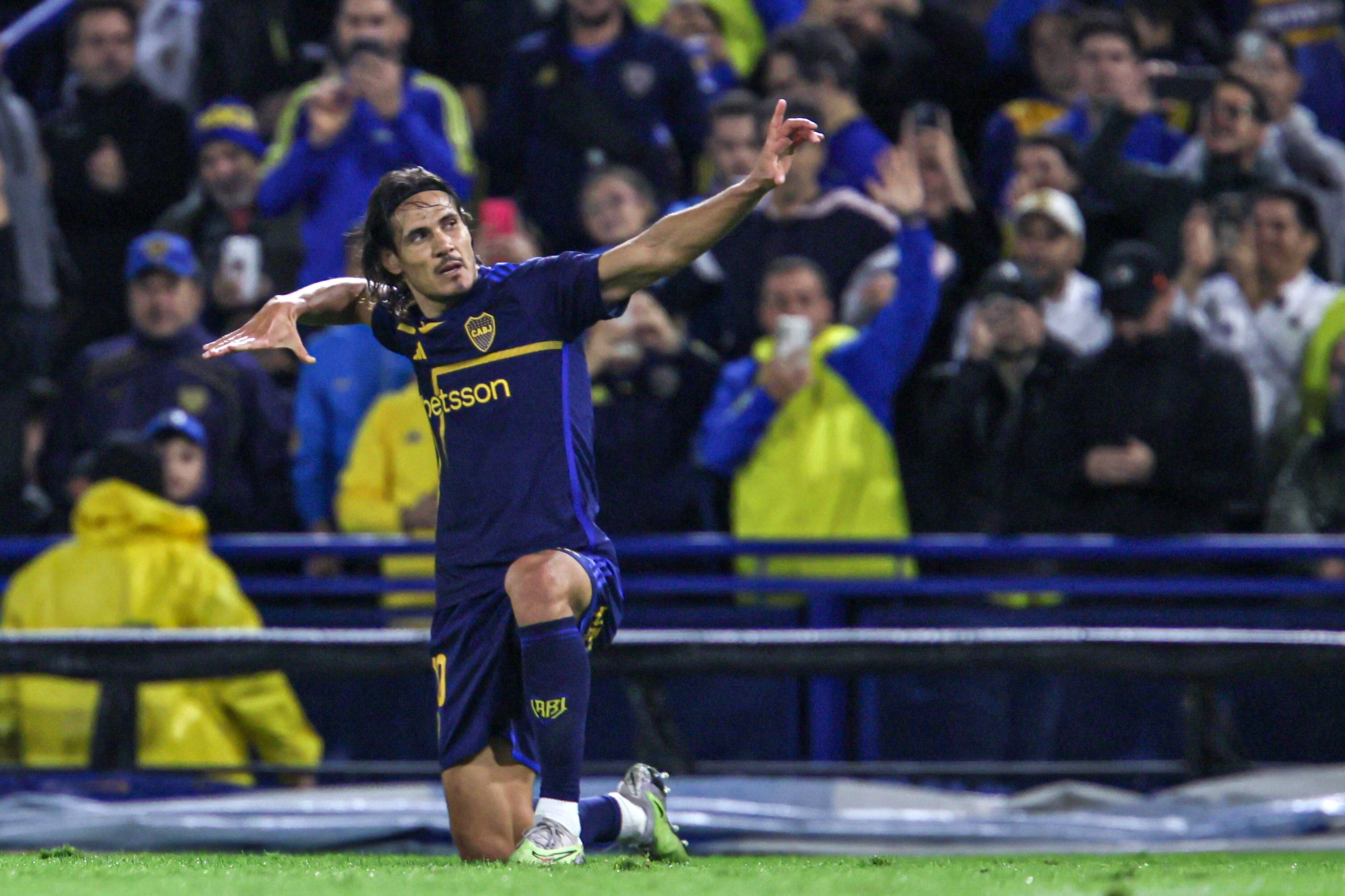 Boca y su gol ante Godoy Cruz, por Cavani. (Fotobaires).