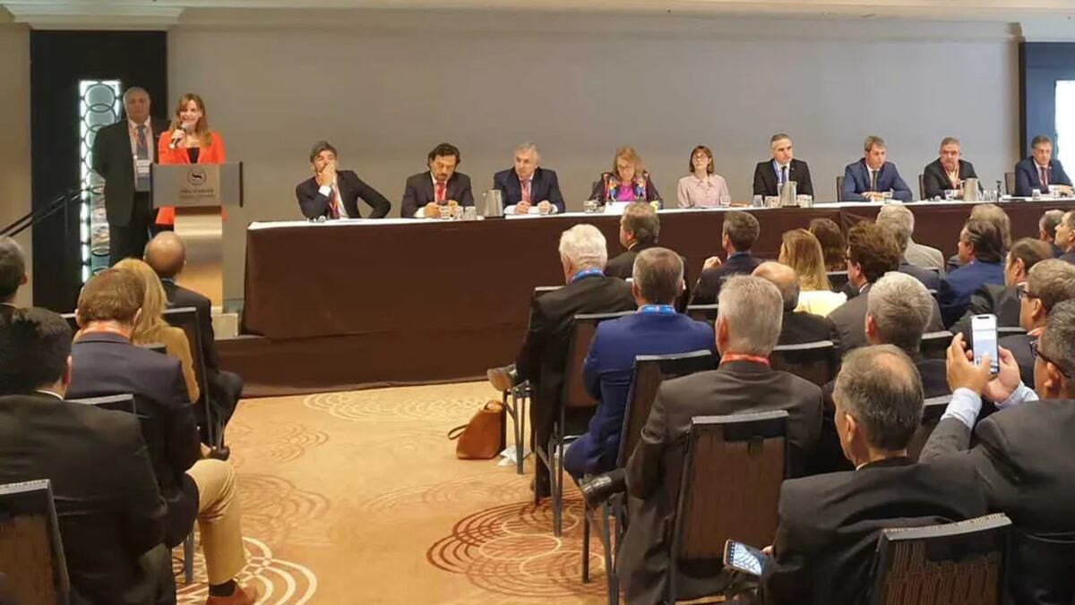 En Canadá, Jujuy muestra al mundo su potencial minero y busca inversiones