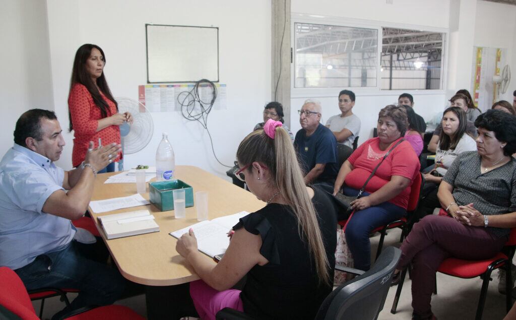 La Municipalidad de San Salvador de Jujuy convocó a los centros vecinales para que sean parte de la organización de los "Corsos Capitalinos 2023".