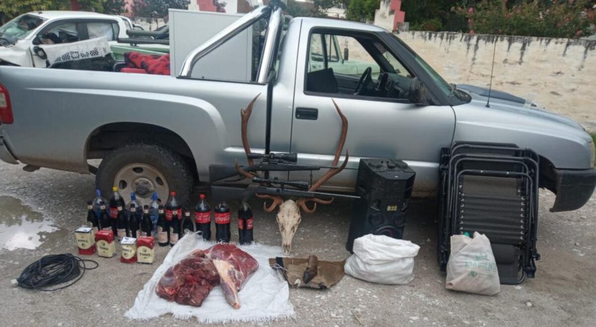 Córdoba: cazadores furtivos detenidos con un arsenal de armas y fernet