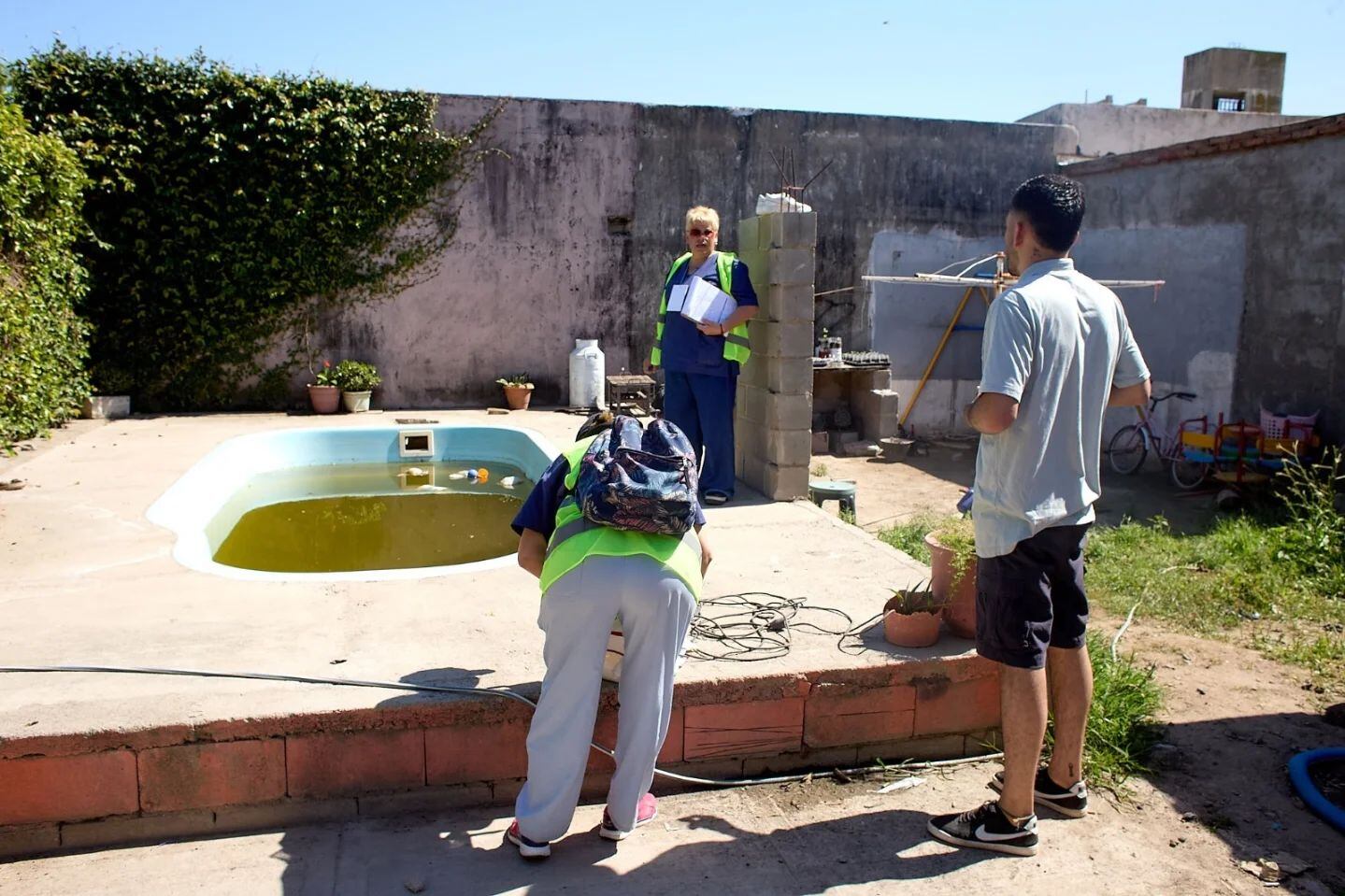 Descacharreo prevención dengue en Arroyito