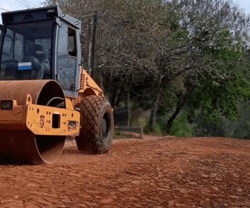 Se mantienen las obras en las calles del barrio San Lucas de Puerto Iguazú.