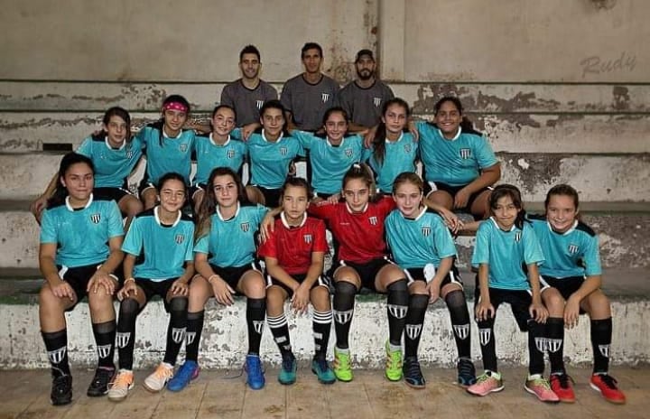 Guadalupe Lucero, en Gimnasia (Mendoza)