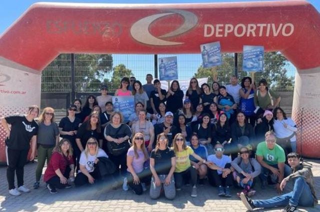 Los organizadores de la maratón solidaria, más que satisfechos por la convocatoria.