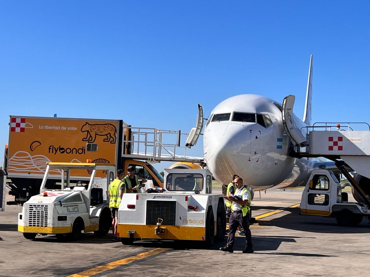 Flybondi busca trabajadores en Córdoba. 