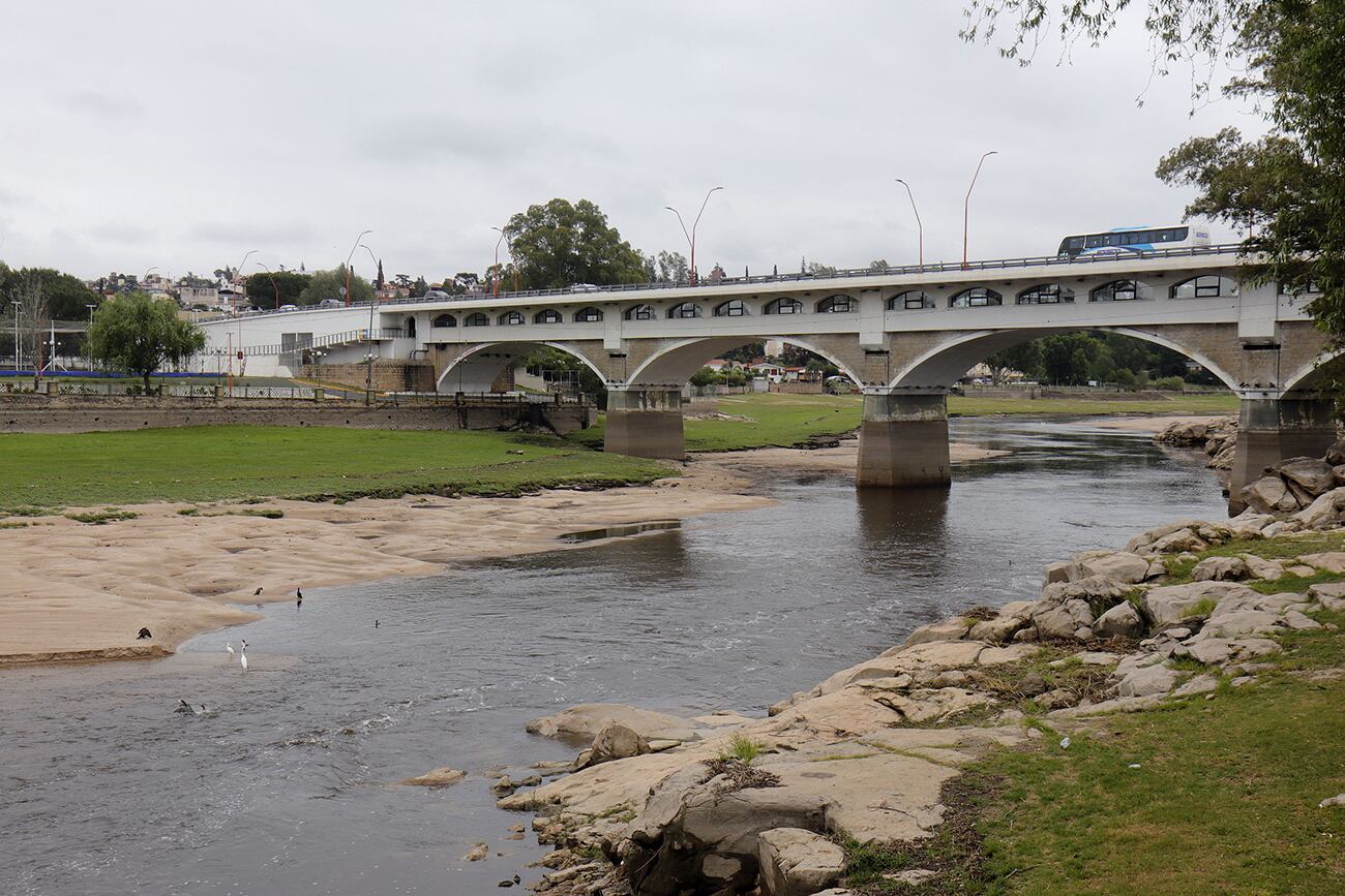 Ingreso del rio San Antonio al dique San Roque 
Yanina Aguirre corresponsal