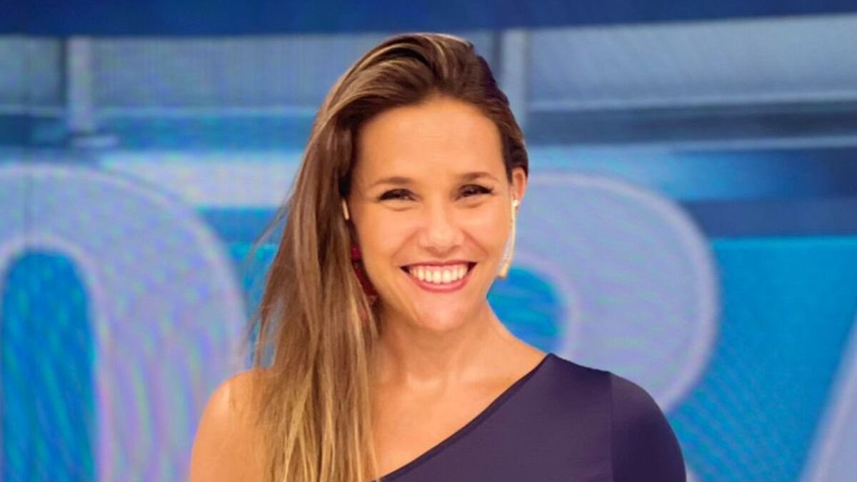 Luciana Rubinska se adelantó al verano con una microbikini ultra sensual y se robó todas las miradas