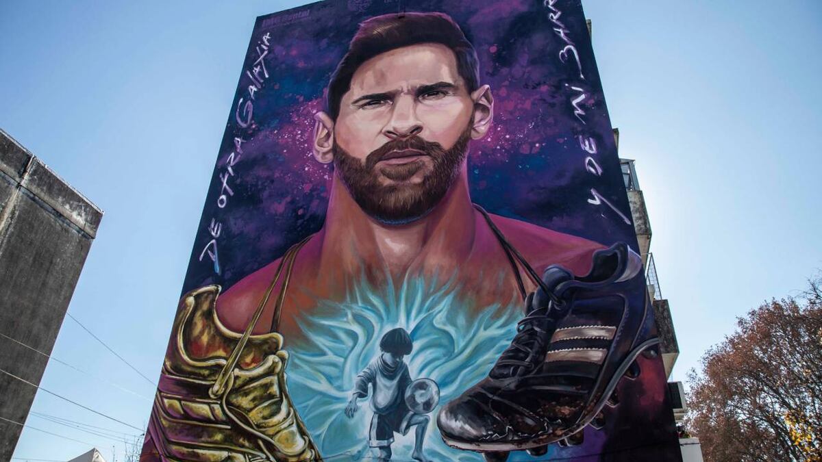 Alina Moine le puso la voz al circuito turístico de Lionel Messi en Rosario