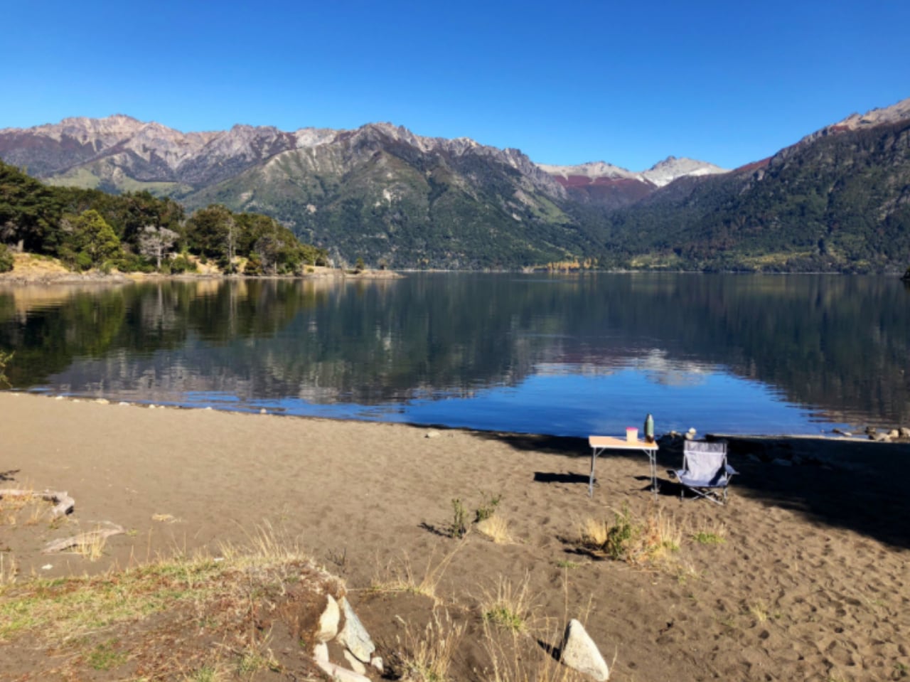 Lago Huechulafquen en Neuquén.