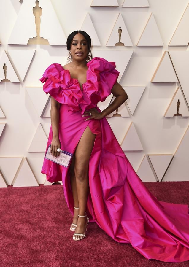 Los peores looks de los Premios Oscar 2022