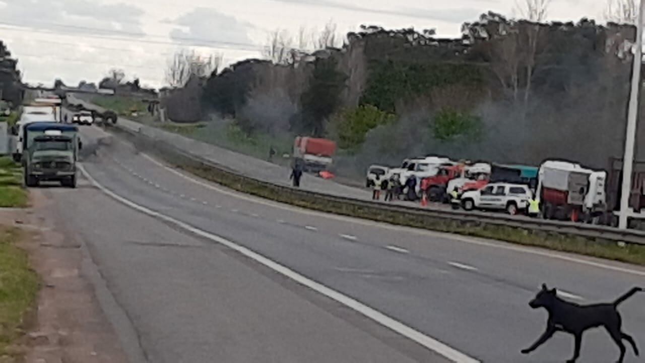 Transportistas de Gualeguaychú en la ruta 14