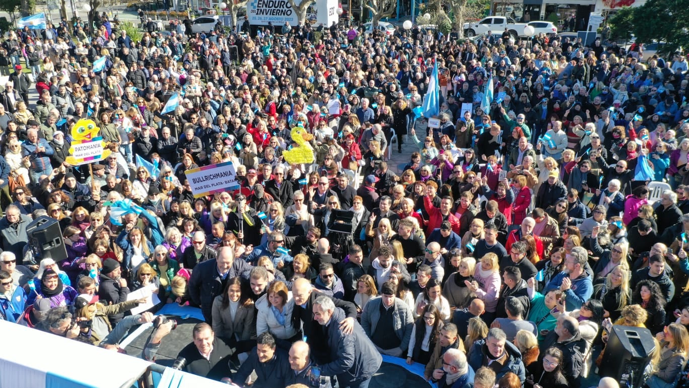 Patricia Bullrich en un acto junto a Saenz y Grindetti