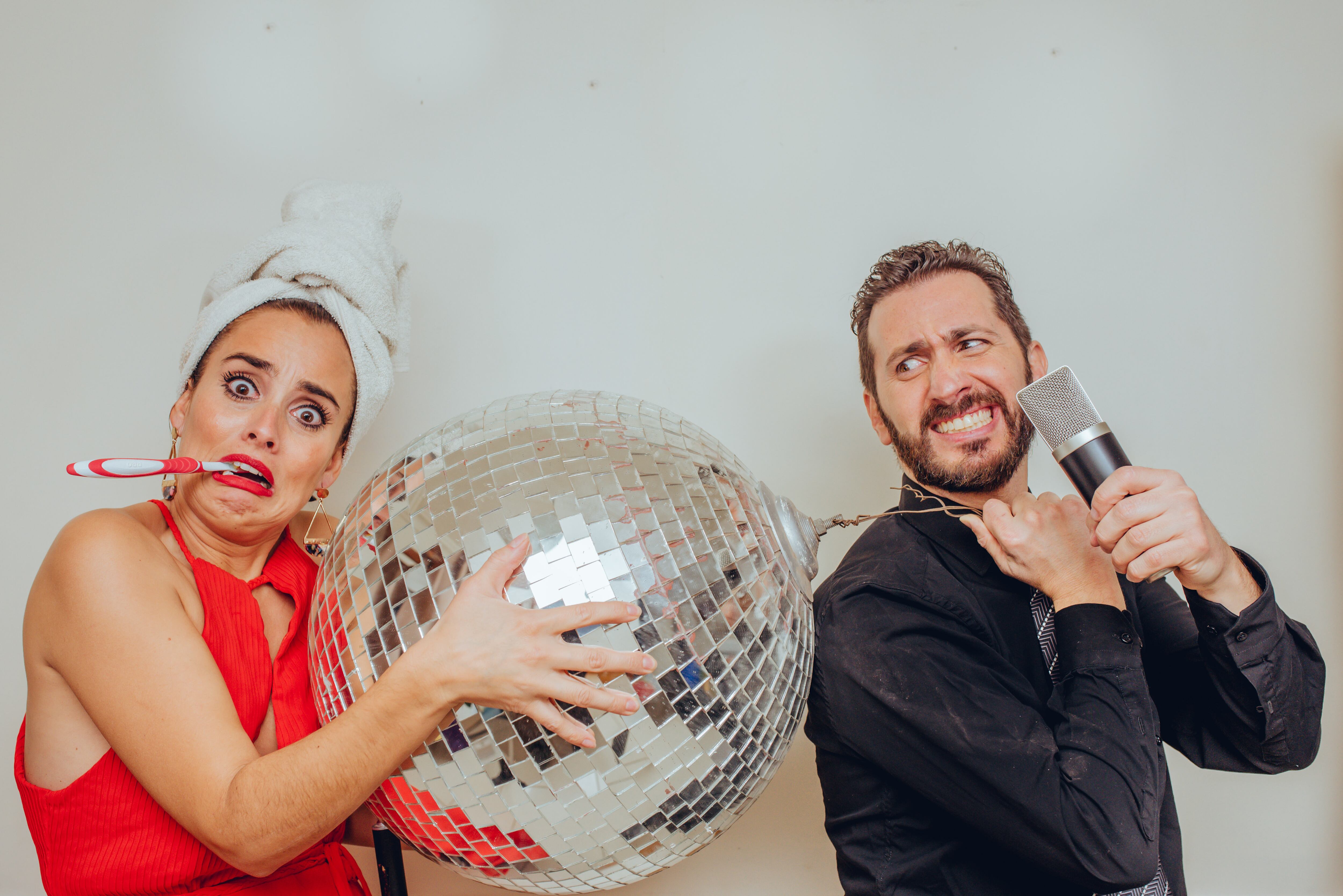 Guadalupe Sueldo y Andrés Michkin junto a "El Cuarteto del Amor" en Luisa Teatro de Villa Carlos Paz.