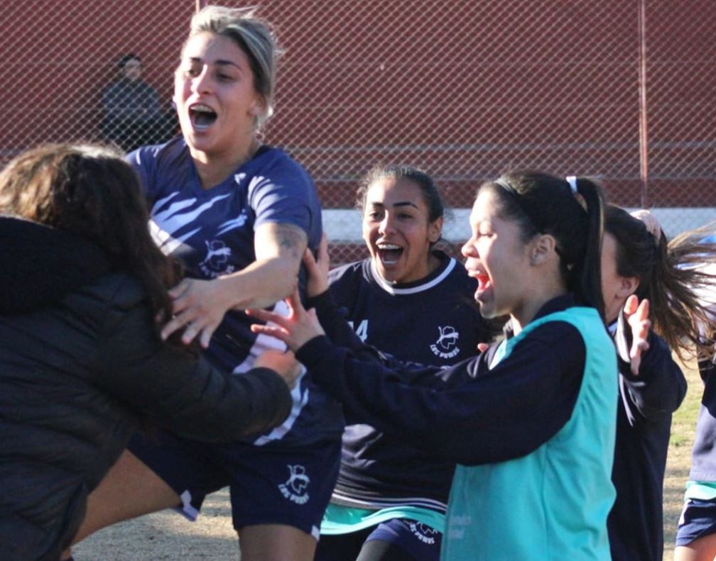 Las Pumas campeonas anuales. Venció al ganador del Clausura, Godoy Cruz, por 1-0 con gol de Candela Giovarruscio./Prensa de Las Pumas