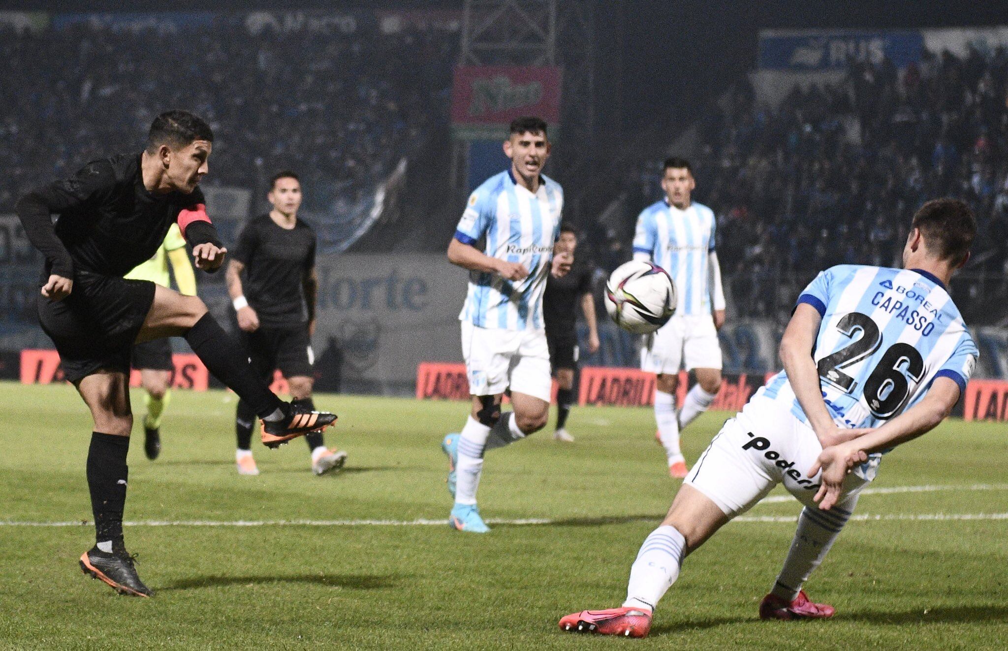 Atlético de Tucumán recibió a Independiente en Jujuy