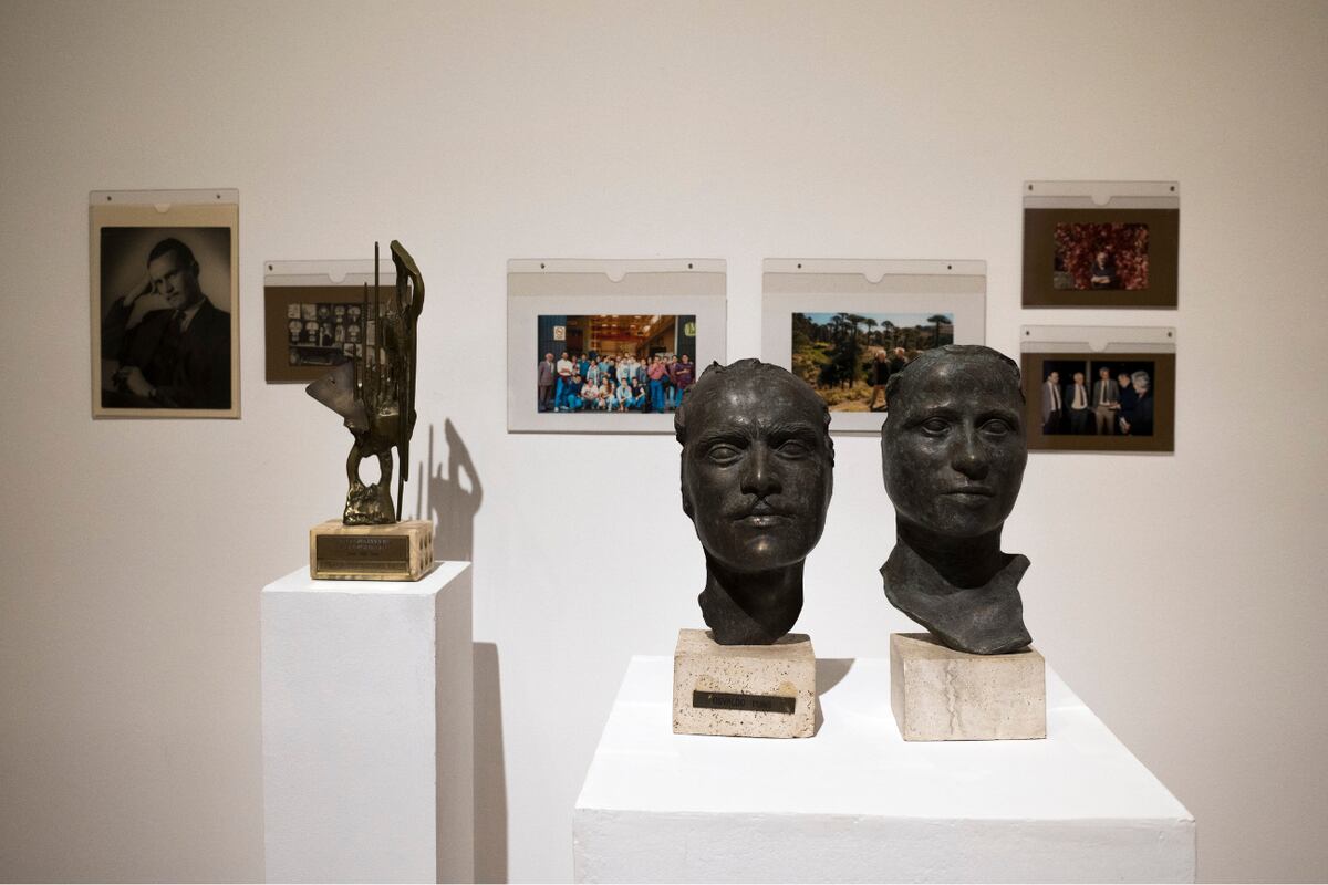 El arquitecto y artista se destacó en la formación cultural y educativa de la Argentina.