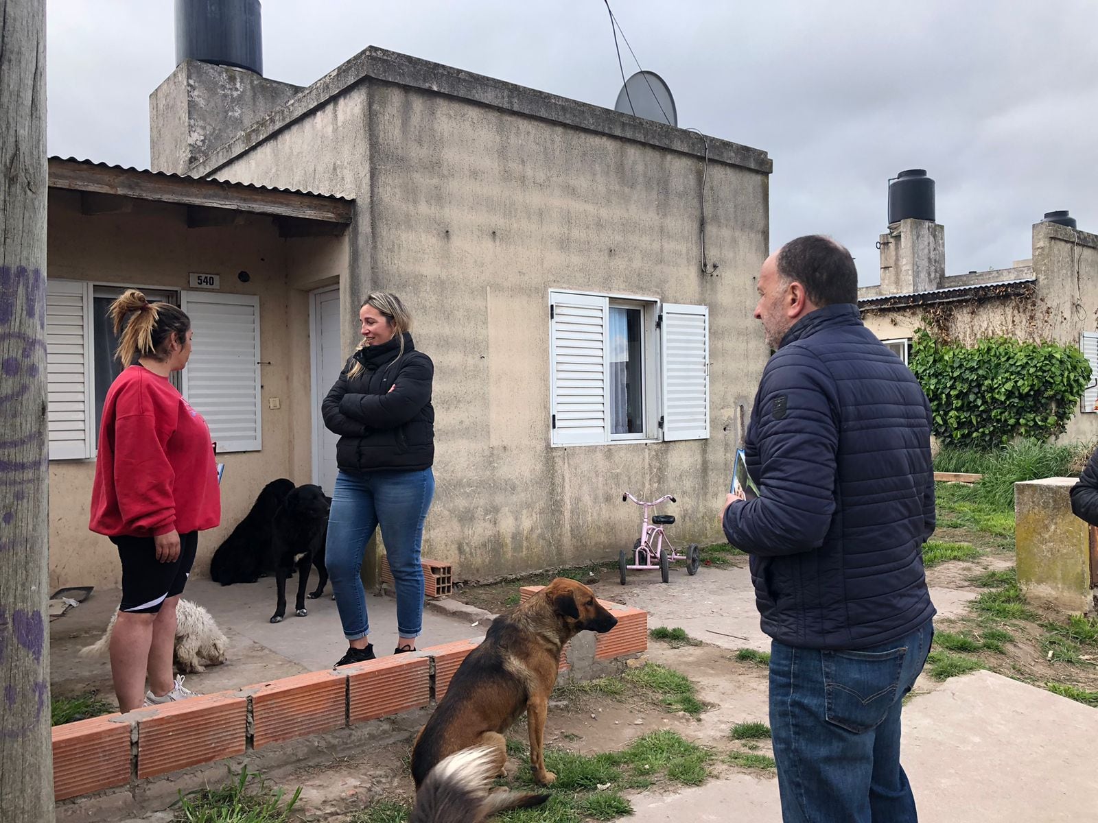 Pablo Garate visitó instituciones en Orense