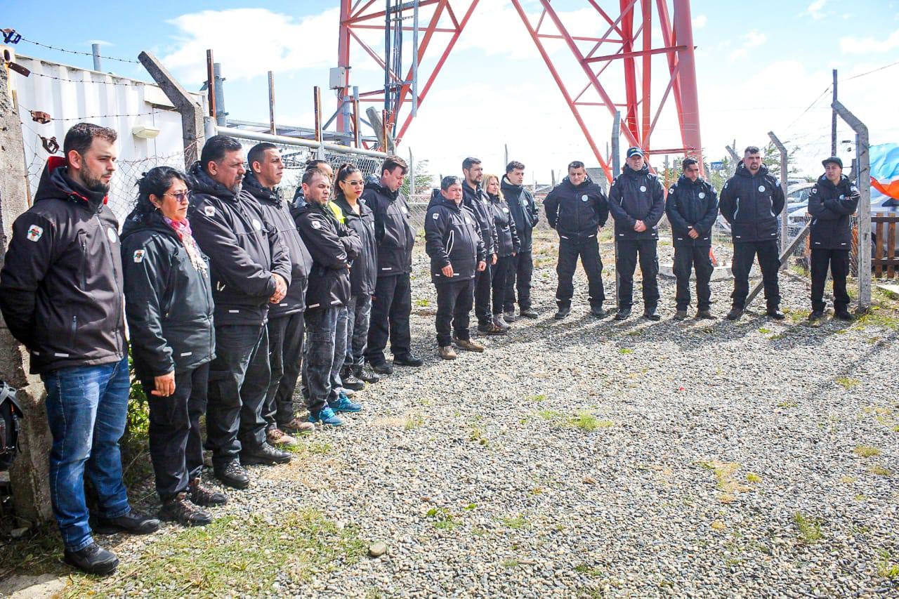 El Municipio de Tolhuin reconoció la labor del personal de Defensa Civil