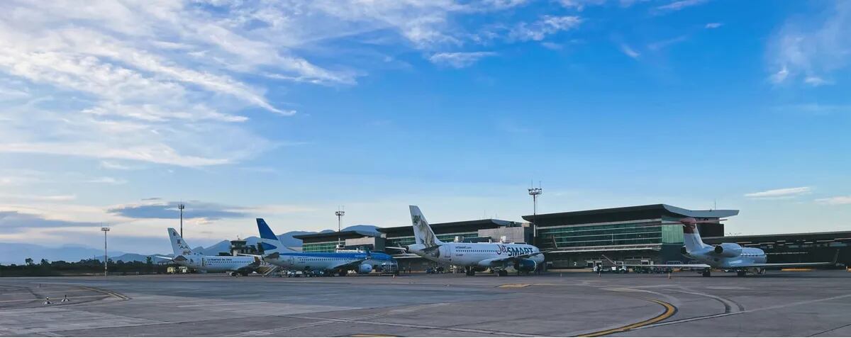 Un reflejo de la exitosa temporada turística invernal de  Jujuy fue el intenso movimiento registrado diariamente en el aeropuerto "Gobernador Horacio Guzmán" durante todo el mes de julio.