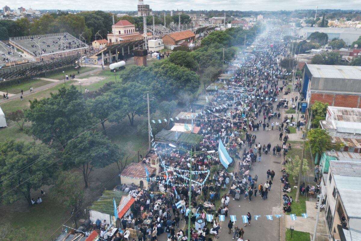Más de 35 mil personas fueron protagonistas de la gran Fiesta del 25 de Mayo en Gualeguaychú
