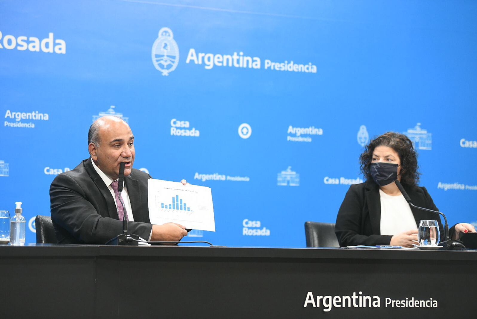 Manzur y Vizzotti durante la conferencia de prensa.