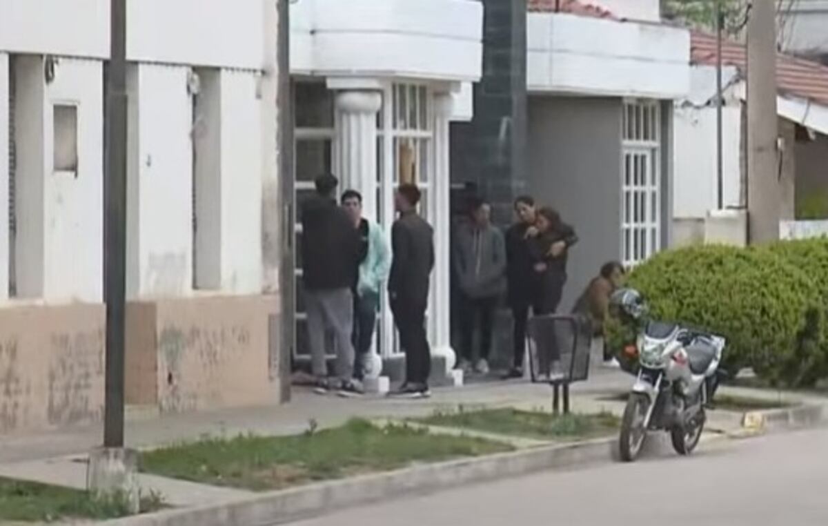 Familiares despidieron a Lorena, 11° víctima de femicidio en Córdoba: quién era y qué se sabe del caso