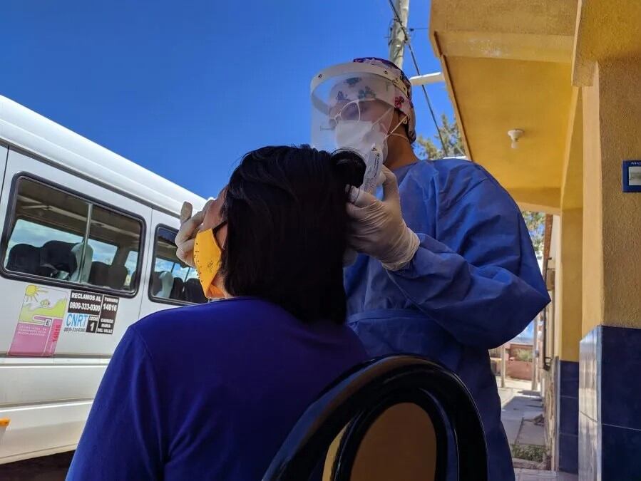 El rebrote de coronavirus en Jujuy ha vuelto a poner la curva de contagios en niveles preocupantes: este domingo se cuenta 2.264 casos activos en la provincia.