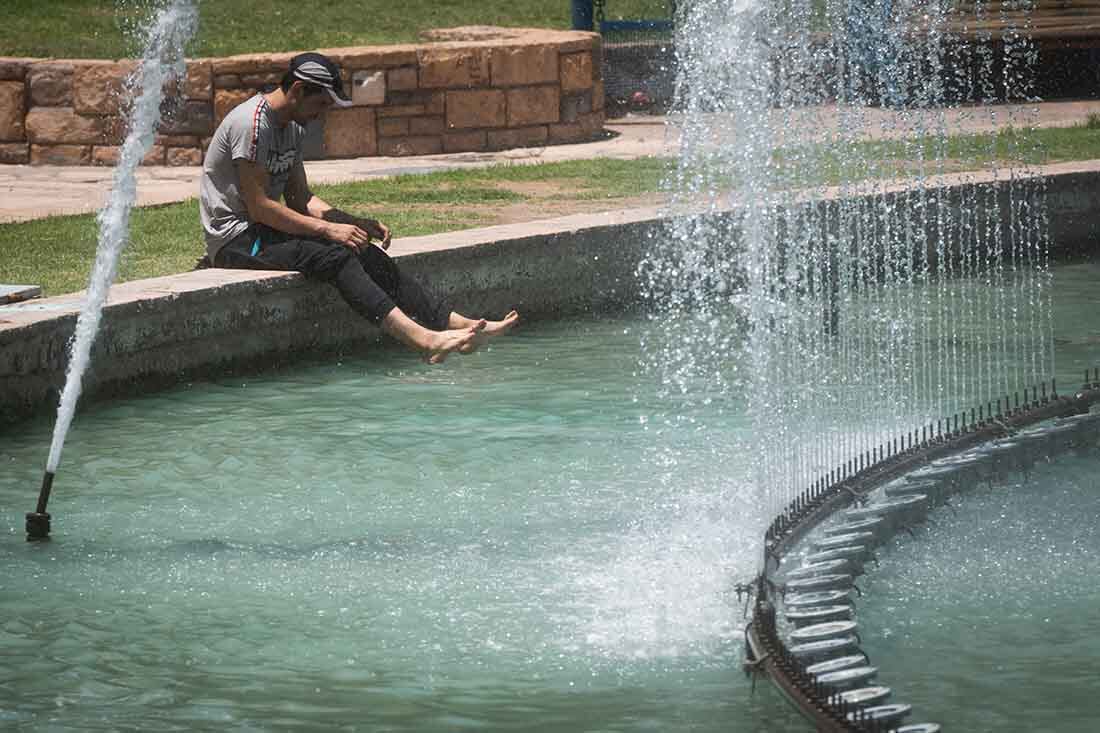 El Servicio Meteorológico Nacional  anunciaba una semana con altas temperaturas que superarian los 33°C