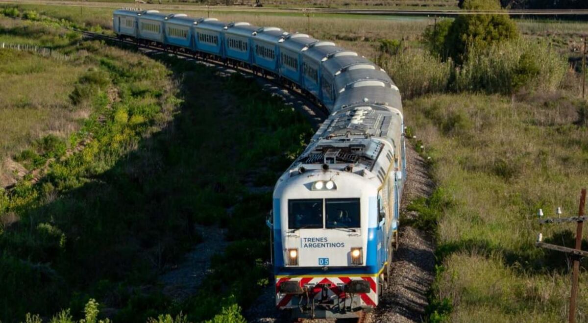 Harán un “viaje experimental” del tren Rosario-Cañada de Gómez a fin de año