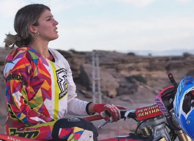 Melina Bretillot se prepara para el Latinoamericano de motocross en México.