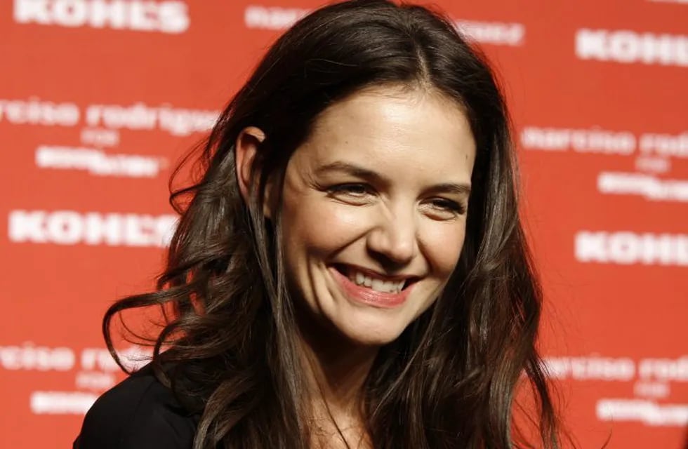 Actress Katie Holmes attends the Kohl's Narciso Rodriguez collection launch celebration at The IAC Building on Monday, Oct. 22, 2012 in New York. (Photo by Andy Kropa/Invision/AP) nueva york eeuu Katie Holmes fiesta de lanzamiento nueva coleccion invitados actriz