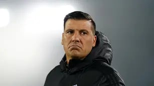 El nuevo técnico de Belgrano: quien es Juan Cruz Real, el sucesor de Farré.