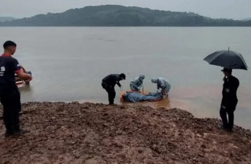 Lamentablemente, hallan sin vida al joven pescador que cayó a las aguas del río Uruguay.
