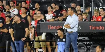 Guillermo Farré: el Belgrano sin gol ni triunfos, con la necesidad de repuntar en dos frentes.