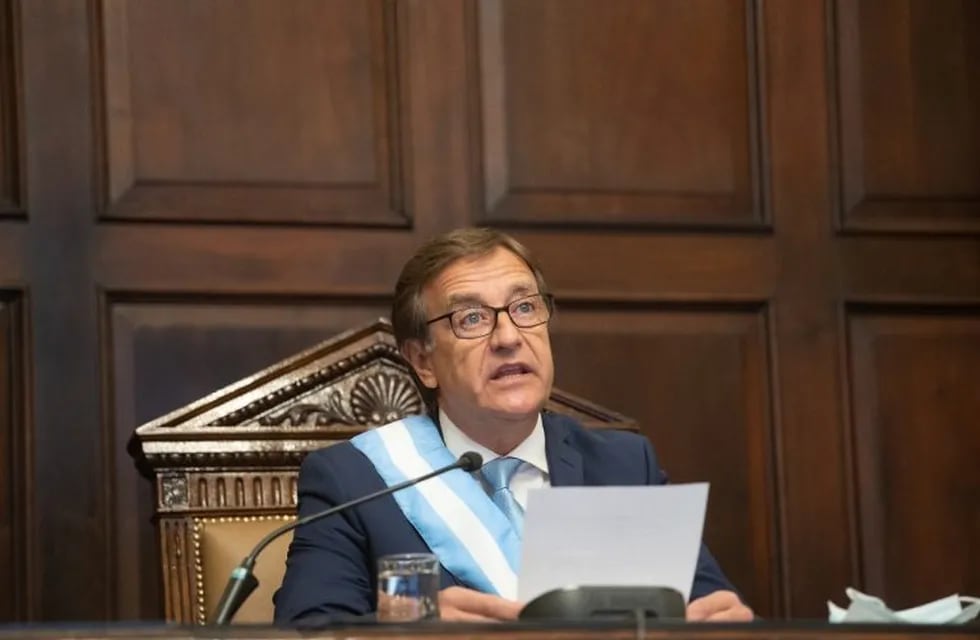 Apertura de sesiones legislativas virtuales. Rodolfo Suarez. coronavirus. Asamblea Legislativa 2020