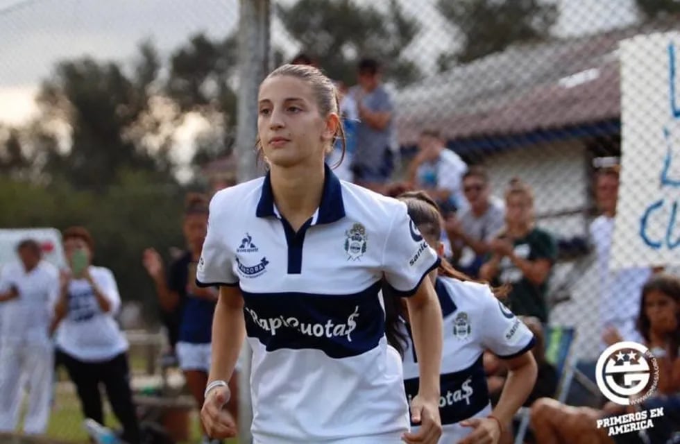 Lucía Guiñazú, jugadora de Gimnasia (web).