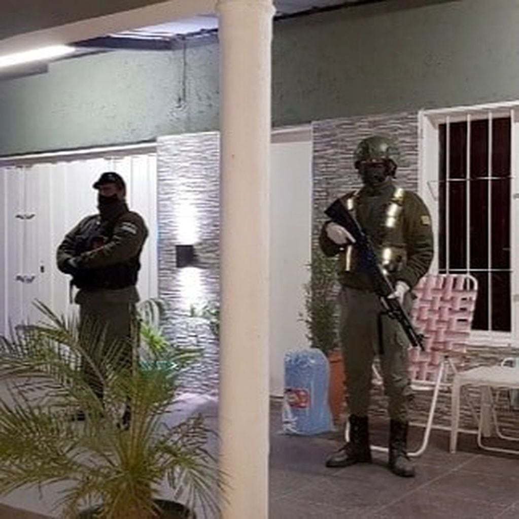 Allanamiento de Gendarmeria Nacional en Arroyito