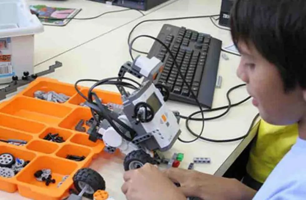 Taller de programación y robótica para niños.