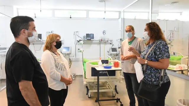 La Ministra Sonia Martorano recorrió la futura terapia intensiva pediátrica del Hospital de Rafaela