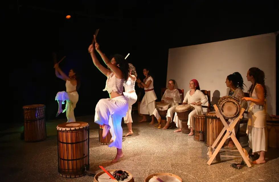 La danza es punto de partida para la exploración de Morena Álvarez en las raíces africanas existentes en Jujuy.