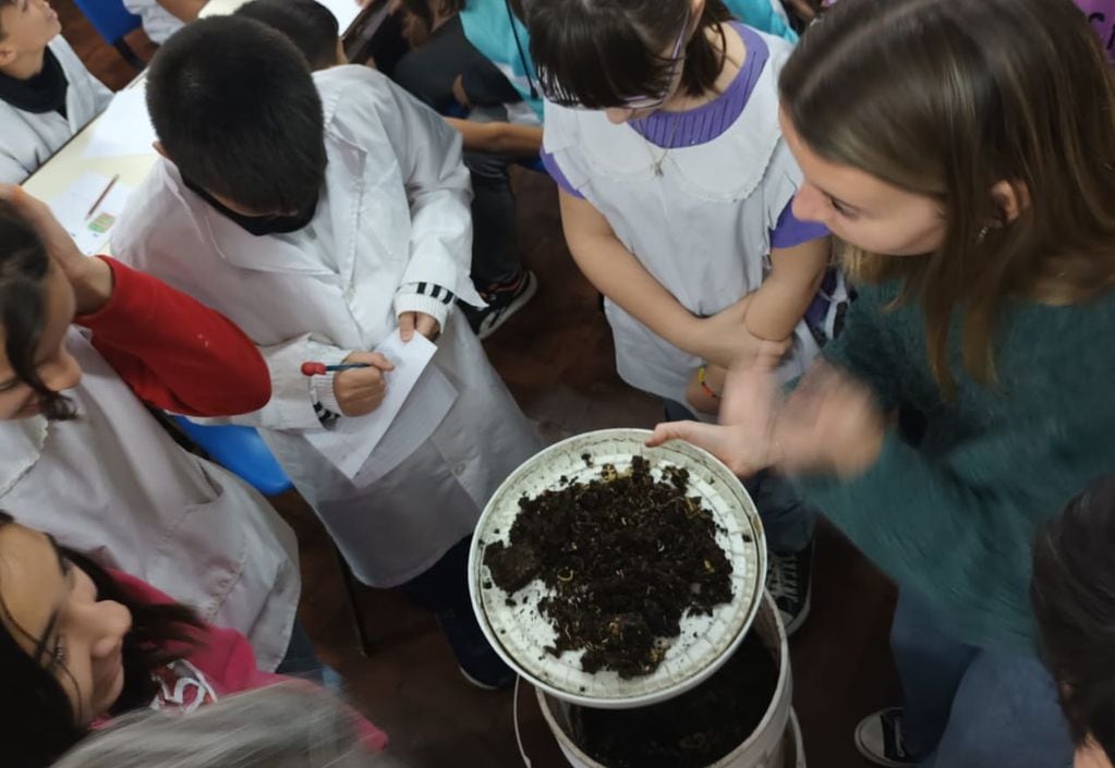 Charlas de educación y concientización ambiental en Tres Arroyos