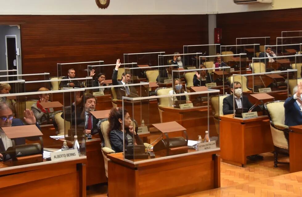La Legislatura de Jujuy sancionó la ley 6.271 de "Ficha Limpia" para quienes quieran postularse a competir por cargos electivos.