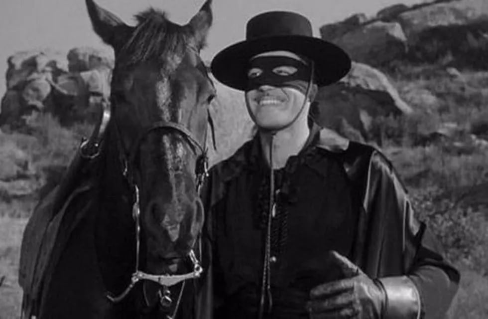 El Zorro y su caballo Tornado. (Foto: Archivo)