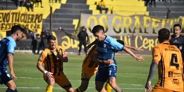 Atlético perdió con Mitre en Santiago del Estero