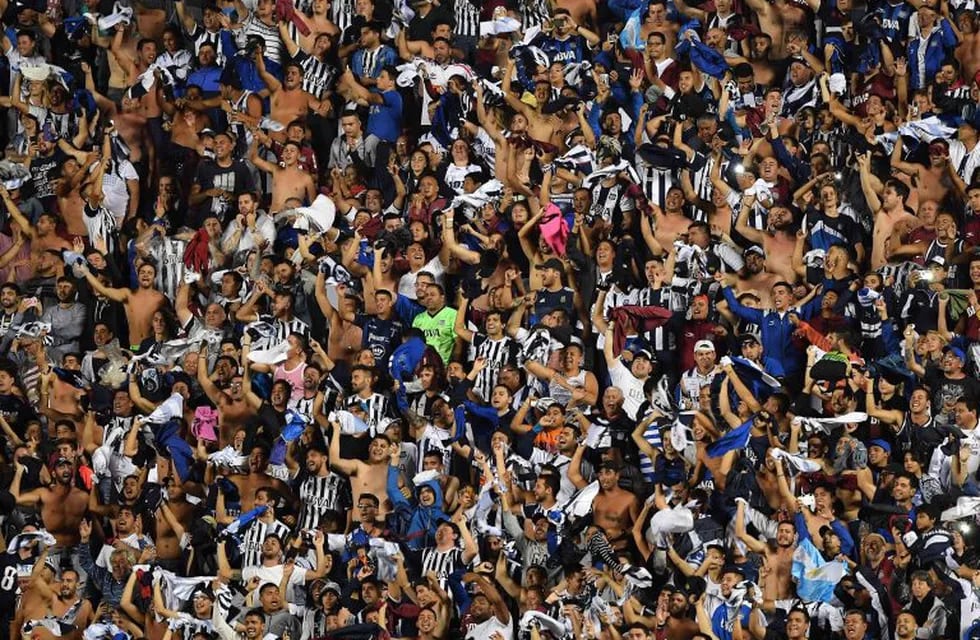 Supporters of Argentinian Talleres at Morumbi stadium