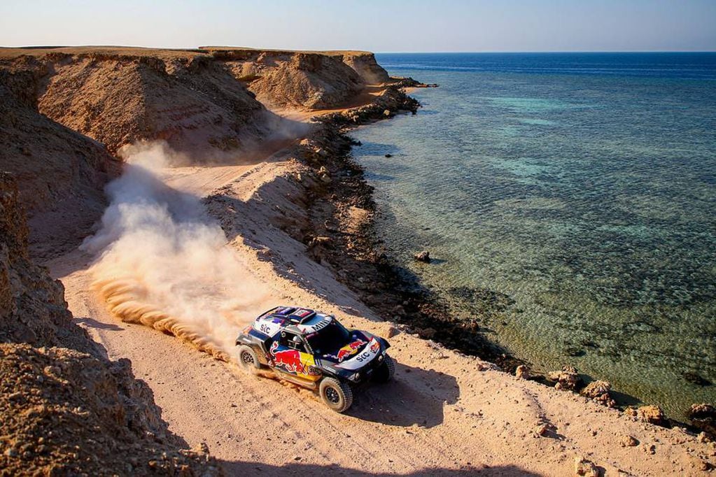Peterhansel va camino a lograr su 14ta victoria en el Rally Dakar