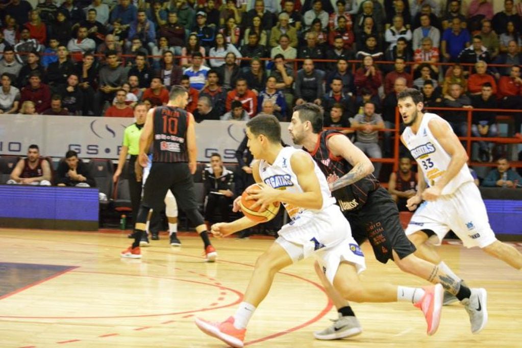 Regatas Corrientes eliminado de la Liga Nacional de Basquet