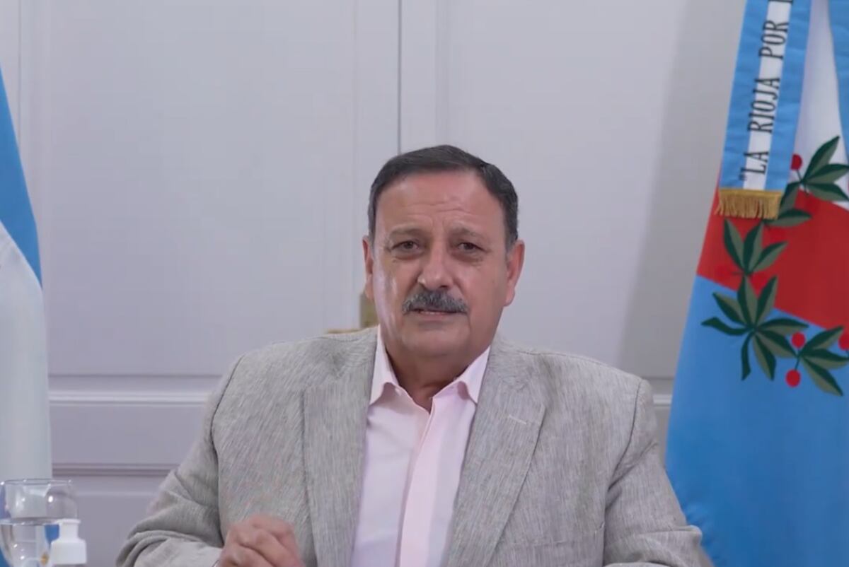 Ricardo Quintela fue uno de los pocos en hablar antes de la reunión.