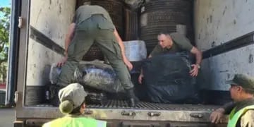 Secuestran contrabando de neumáticos en Posadas