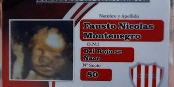 Carnet de socio de Fausto Nicolás Montenegro